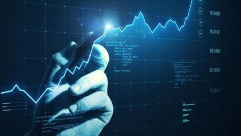 Hayat sigortası, sigortalının yaşamı boyunca ölümü durumunda belirli bir tutarda ödeme yapılmasını sağlayan bir tür sigortadır. Genellikle sigortalının ailesini maddi olarak koruma altına almak amacıyla yaptırılır. Sigorta poliçesi kapsamında belirli bir prim ödenir ve ölüm halinde sigorta şirketi belirlenen tutarı sigortalının mirasçılarına öder. Hayat sigortası aynı zamanda kredi borçlarını ödemek veya gelecekte eğitim masraflarını karşılamak gibi amaçlarla da yaptırılabilir.